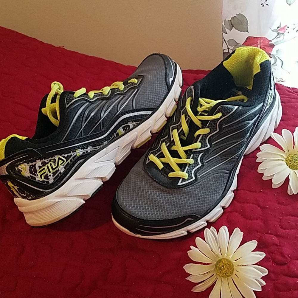 Fila Running Shoes